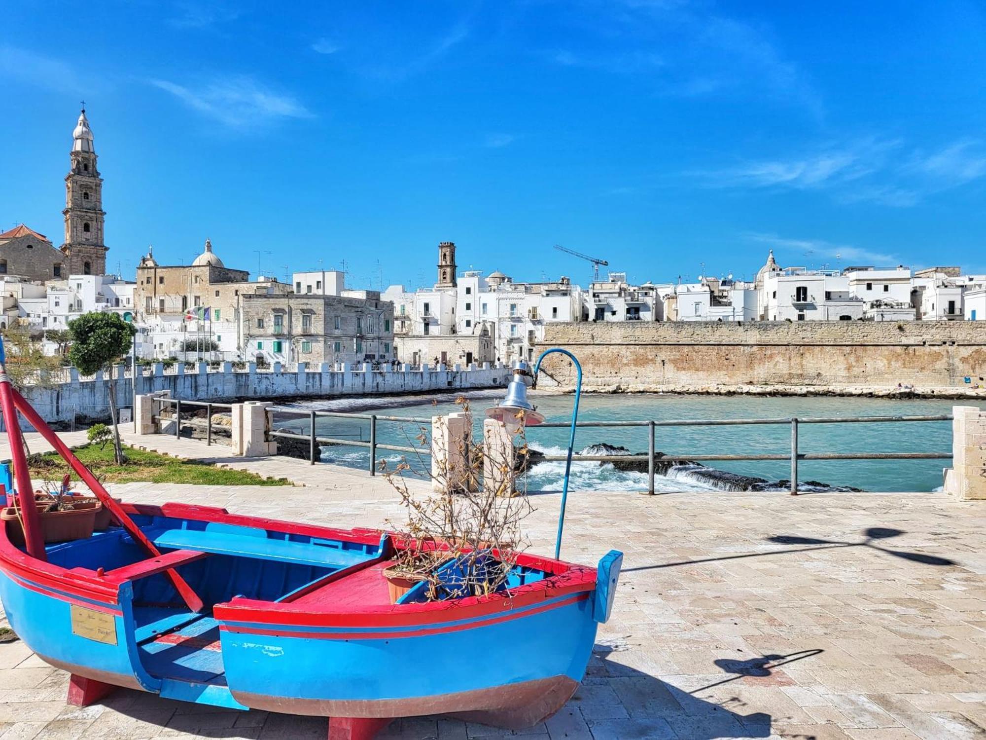Me Encanta Monopoli Buitenkant foto