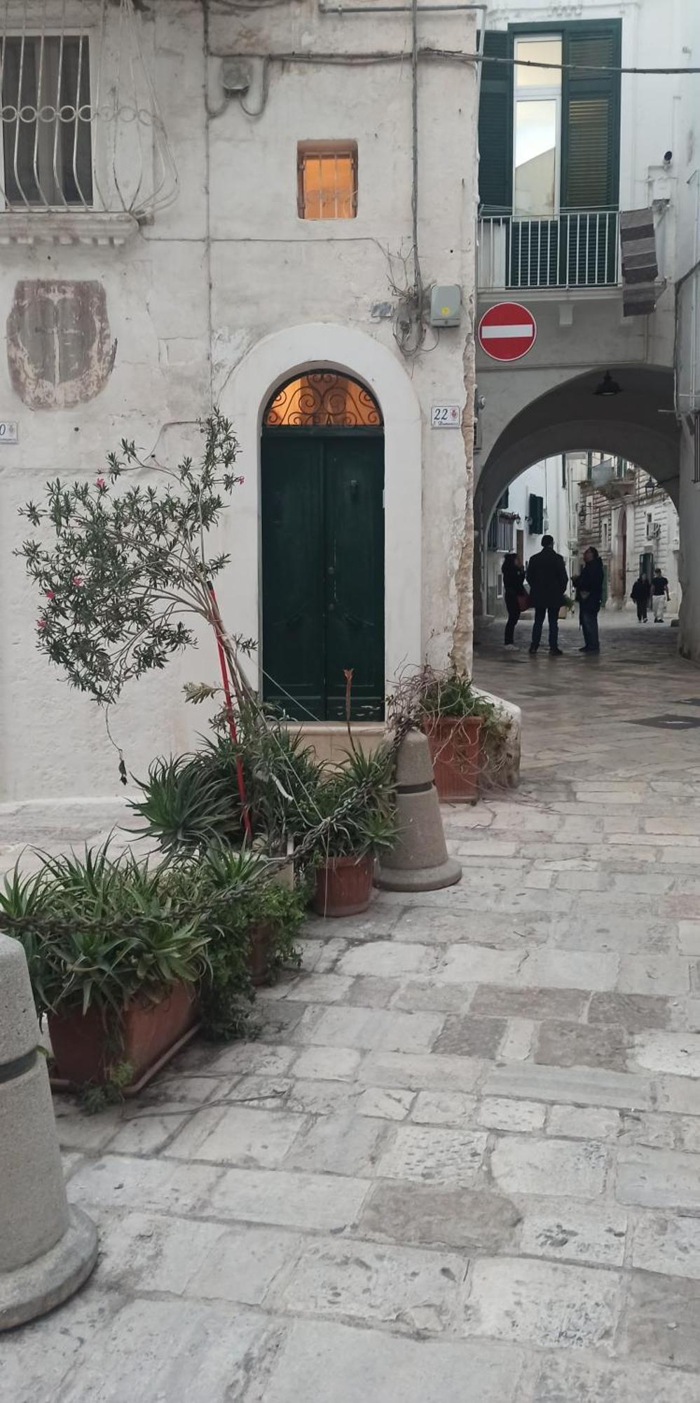 Me Encanta Monopoli Buitenkant foto